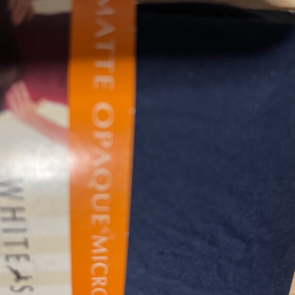 BNWT WHITE STAG matte opaque tights (size 3) in navy microfiber softness - Picture 3 of 3